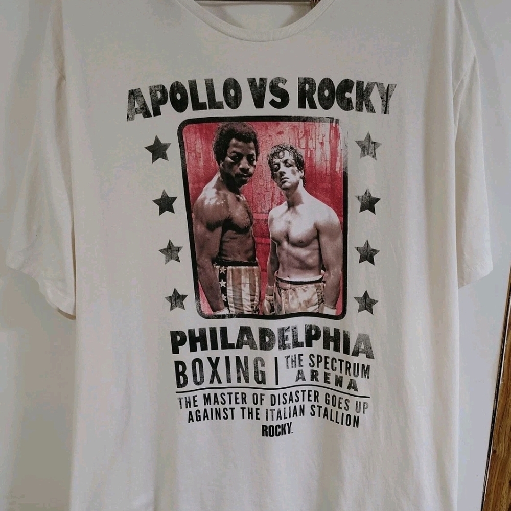 Old Navy T-shirt Men's 4XL White Rocky Vs Apollo Creed Philadelphia Boxing